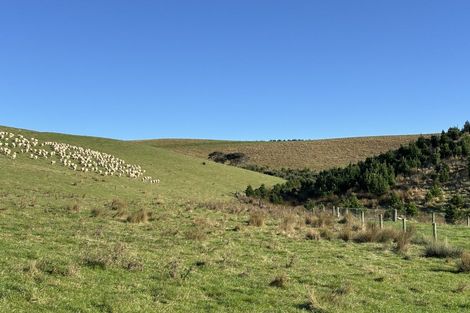 Photo of property in 16 Bay Road, Purakaunui, 9081