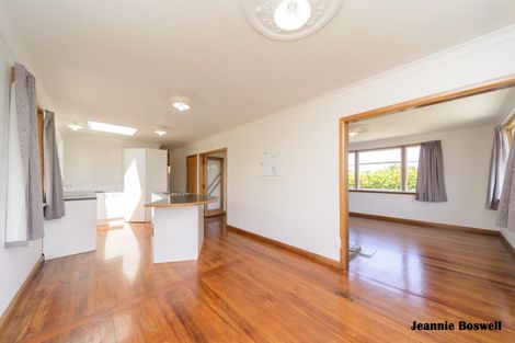 Photo of property in 22a Roberts Line, Kelvin Grove, Palmerston North, 4414