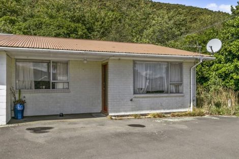 Photo of property in 1/17 Kowhai Street, Naenae, Lower Hutt, 5011