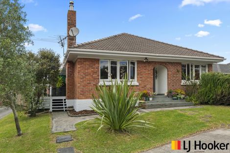 Photo of property in 9 Owens Road, Waiuku, 2123