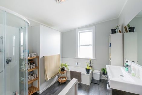 Photo of property in 9 Victoria Street, Hawera, 4610