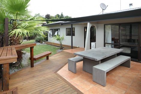 Photo of property in 17 Churchill Drive, Taradale, Napier, 4112