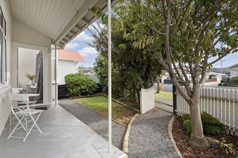 Photo of property in 23 Hargest Crescent, Saint Kilda, Dunedin, 9012