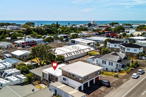Photo of property in 2/194 Powderham Street, New Plymouth, 4310