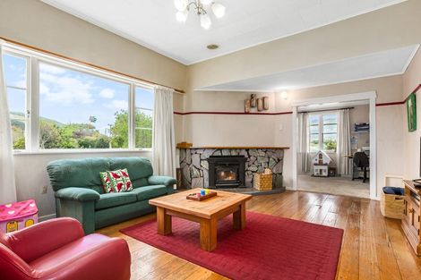 Photo of property in 9 Arawhata Street, Ranui, Porirua, 5024