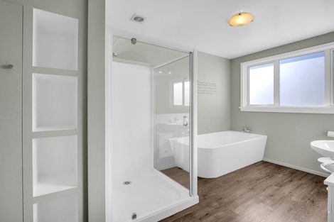 Photo of property in 53 Upper Ure Street, South Hill, Oamaru, 9400