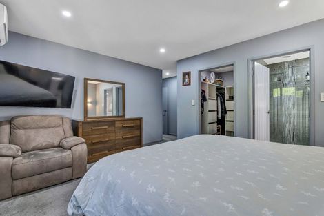 Photo of property in 2 Frederick Place, Whalers Gate, New Plymouth, 4310