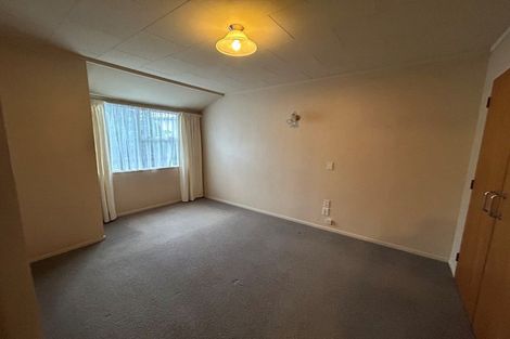 Photo of property in 1/2 Angell Street, Johnsonville, Wellington, 6037