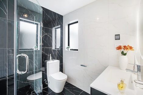 Photo of property in 18 Laquinta Place, Flat Bush, Auckland, 2019
