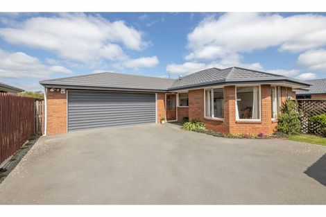 Photo of property in 30 Seymour Street, Hornby, Christchurch, 8042