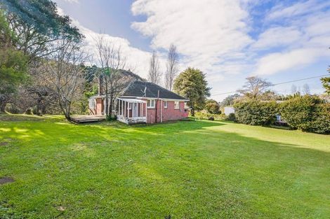 Photo of property in 22 Lowtherhurst Road, Massey, Auckland, 0614