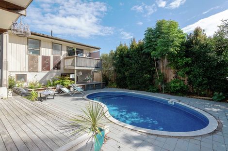 Photo of property in 49 Union Road, Howick, Auckland, 2014