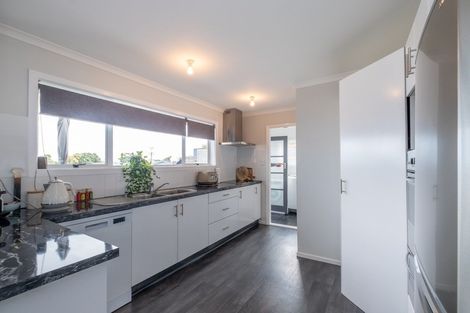 Photo of property in 9 Victoria Street, Hawera, 4610