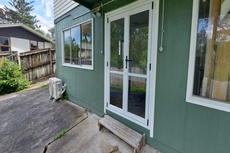 Photo of property in 12 Surat Place, Glen Eden, Auckland, 0602
