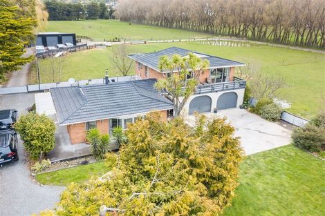 Photo of property in 211 Cashmere Road, Hoon Hay, Christchurch, 8025