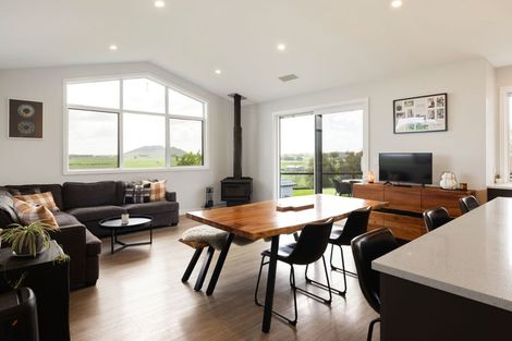 Photo of property in 576 Puketarata Road, Otorohanga, 3974