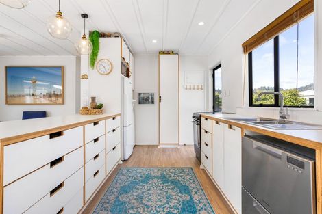 Photo of property in 215a Papanui Road, Whangamata, 3620