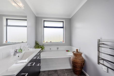 Photo of property in 20/500 Kinloch Road, Kinloch, Taupo, 3377