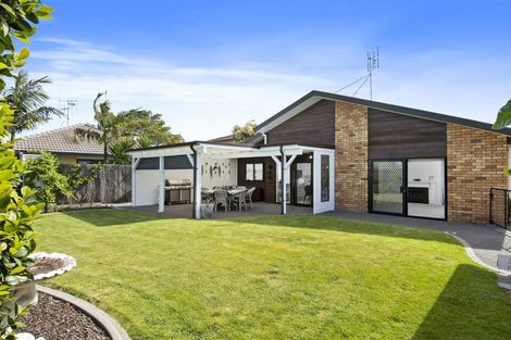 Photo of property in 9 Russley Drive, Mount Maunganui, 3116
