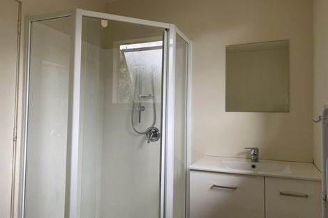 Photo of property in 18 Malmo Place, Massey, Auckland, 0614