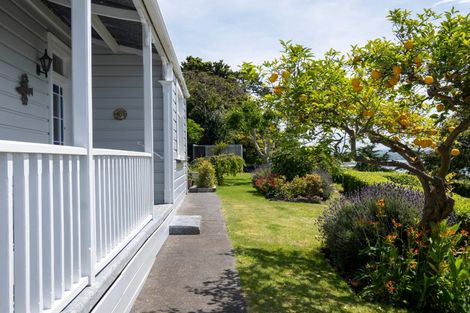 Photo of property in 8 Goldsmith Terrace, Hospital Hill, Napier, 4110