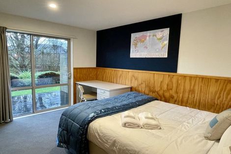 Photo of property in 3 Athol Terrace, Upper Riccarton, Christchurch, 8041