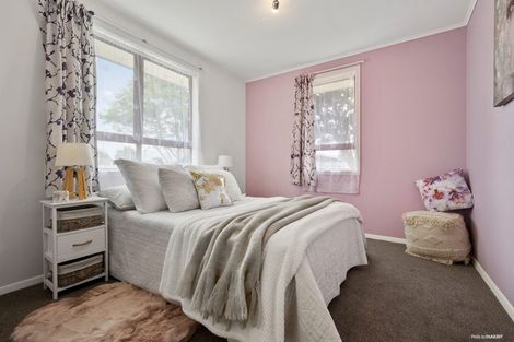 Photo of property in 35 Comet Crescent, Mangere, Auckland, 2022