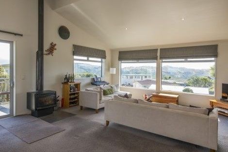 Photo of property in 14 Glamorgan Street, Northland, Wellington, 6012