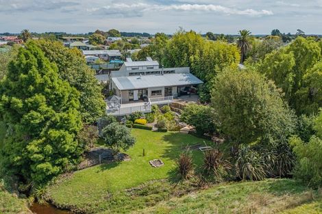 Photo of property in 23 Course Lane, Sanson, 4817