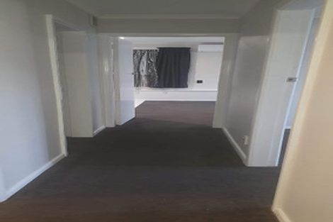 Photo of property in 39 Korau Grove, Stokes Valley, Lower Hutt, 5019