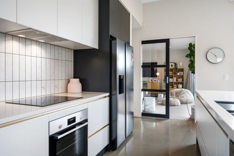 Photo of property in 5 Mcdonald Street, Wanaka, 9305