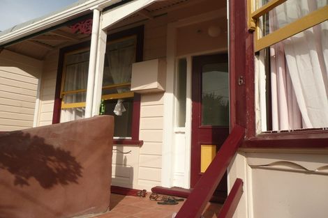 Photo of property in 6-10 Mudges Terrace, Newtown, Wellington, 6021