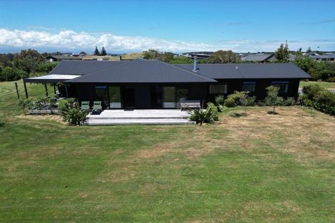 Photo of property in 9 Lakeview Drive, Foxton Beach, Foxton, 4815