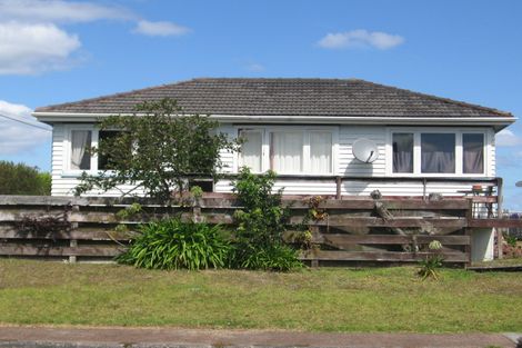 Photo of property in 1/26 Knights Road, Rothesay Bay, Auckland, 0630