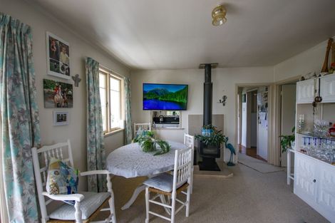 Photo of property in 3 Heaths Way, Pahi, Paparoa, 0571