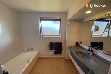 Photo of property in 104 Hagart-alexander Drive, Mosgiel, 9024