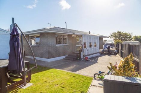 Photo of property in 52 Fergusson Street, Stoke, Nelson, 7011