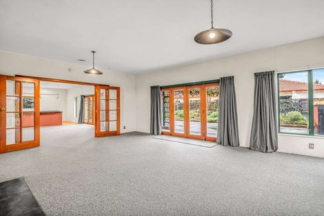Photo of property in 1 Strachan Way, Highbury, Palmerston North, 4412