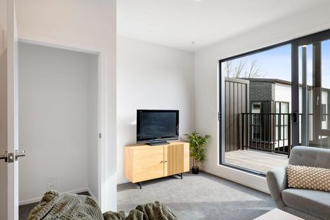 Photo of property in 3 Meg Lane, Glen Eden, Auckland, 0602