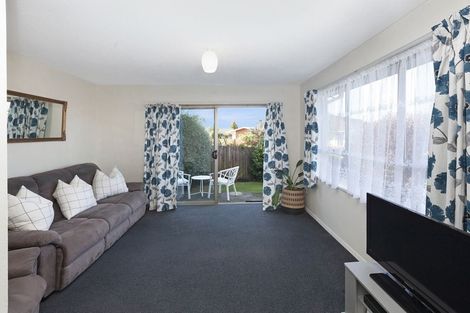 Photo of property in 5 Omega Place, Casebrook, Christchurch, 8051