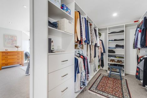 Photo of property in 8a The Parade, Bucklands Beach, Auckland, 2012