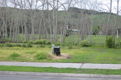 Photo of property in 39 Cabeleigh Drive, Helensville, 0800