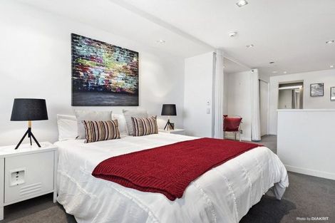 Photo of property in Monument Apartments, 3b/245 Wakefield Street, Te Aro, Wellington, 6011