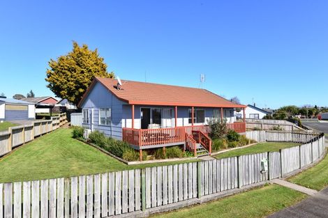 Photo of property in 8 Millar Place, Nawton, Hamilton, 3200