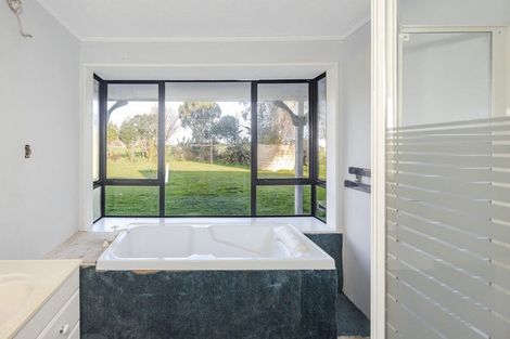 Photo of property in 18 Hedges Road, Oamaru North, Oamaru, 9494
