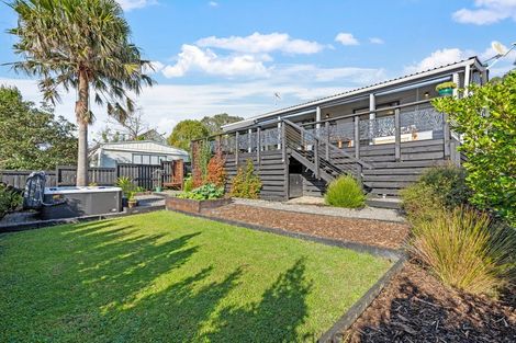 Photo of property in 5b Kauri Road, Stanmore Bay, Whangaparaoa, 0932