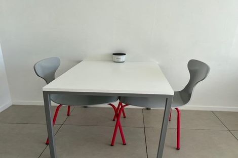 Photo of property in Beresford Apartments, 12/118u Russell Terrace, Berhampore, Wellington, 6023