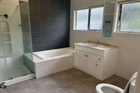 Photo of property in 29 Meadowvale Avenue, Forrest Hill, Auckland, 0620