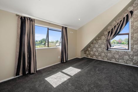 Photo of property in 50c Robinson Avenue, Holdens Bay, Rotorua, 3010