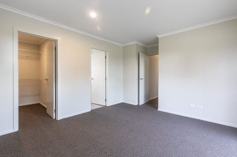 Photo of property in 63 Farm Road, Waipukurau, 4284